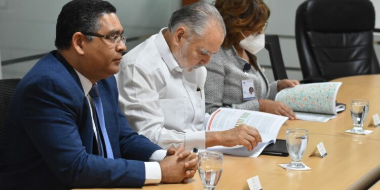 Estudio destaca efectividad de programas sociales y económicos ejecutados por RD durante pandemia