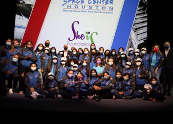 La Fundación She Is integrará a niñas al programa Space Center de la Nasa