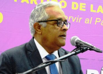 PLD reclama posición anterior ante incremento de Covid-19