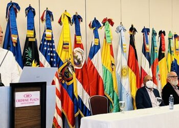 Más de 400 científicos de 36 países piden agricultura dependa menos de agroquímicos