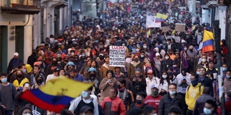 Protestas de indígenas preocupan al alto mando militar de Ecuador
