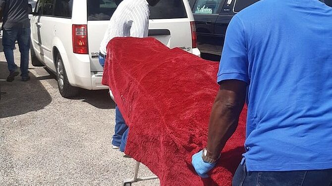 Al menos 17 migrantes muertos tras volcar su embarcación en Bahamas