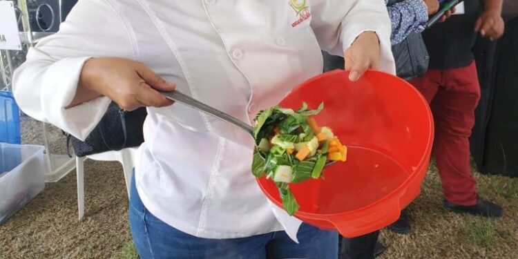 Shef Solangel Velázquez destaca en Festival de la Cosecha