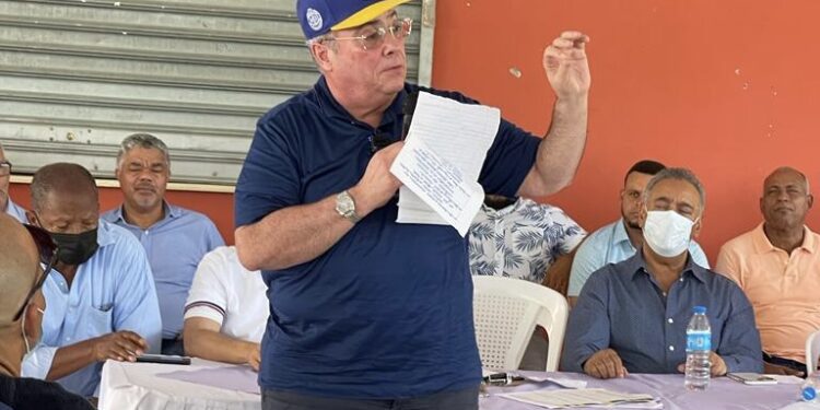 PLD juramenta nuevos miembros en Santiago de los Caballeros