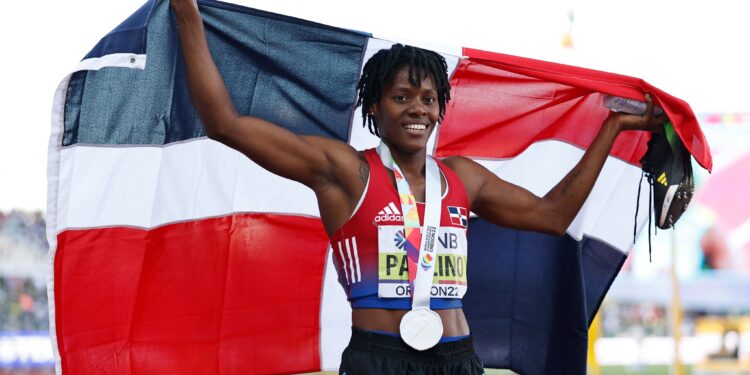 Marileidy Paulino obtiene medalla de plata en el Mundial de Atletismo