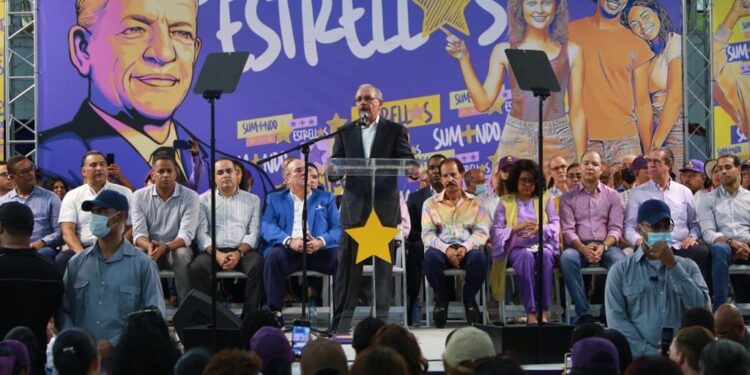 Danilo Medina anhela que en dos años el PLD regrese al Poder