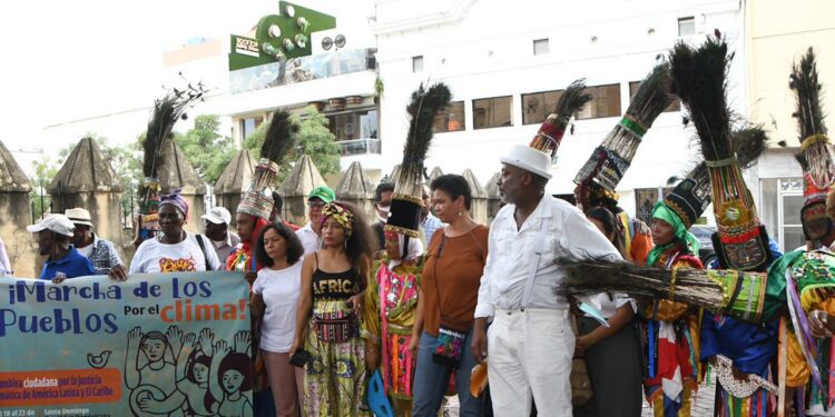 Acusan a Interior y Policía de impedir marcha por la Justicia Climática