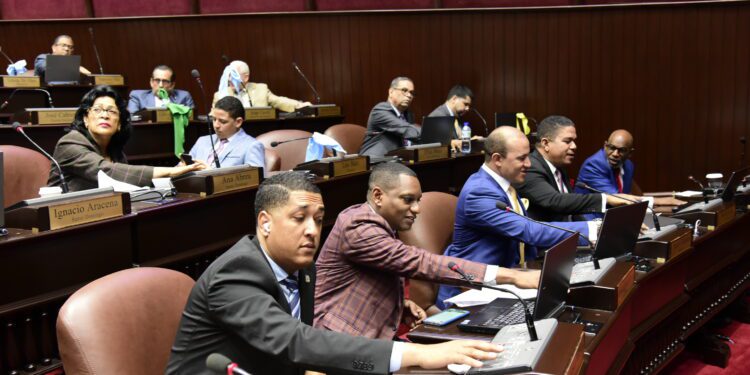 Diputados aprueban proyecto de ley de exequátur de la República Dominicana