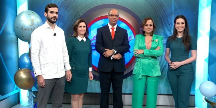 Programa de televisión Esferas de Poder celebra su décimo tercer aniversario