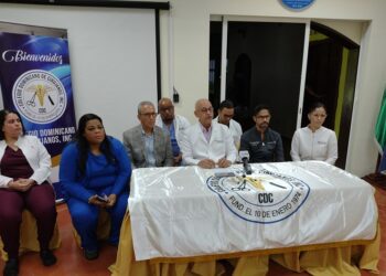 Cirujanos anuncian paro a las ARS