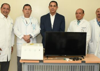 FUNDOURO donó equipo para la residencia de Urología del Hospital Francisco Moscoso Puello 