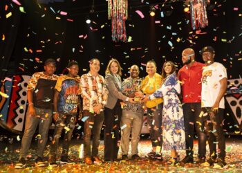 Cultura entrega premios a ganadores del Desfile Nacional de Carnaval 2022