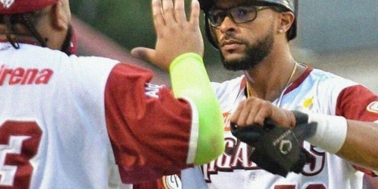 Gigantes del Cibao confirman a Henry Urrutia para la próxima temporada