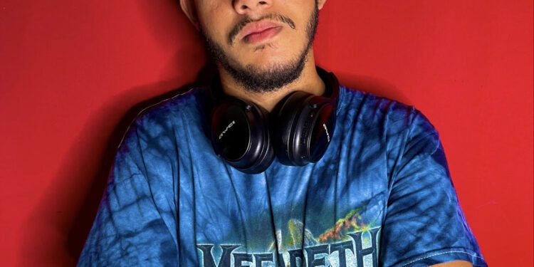 Dj José Alcántara quiere ayudar a los niños con la música