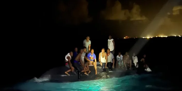 Autoridades de Bahamas informan son haitianos ocupantes de barco en que murieron 17 inmigrantes