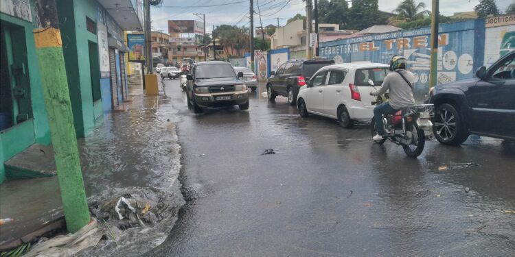 Indundaciones, desbordamientos de ríos, arroyos y cañadas en Moca