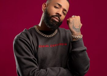 Lírico consolida su carrera artística  como “El rey de Europa” 