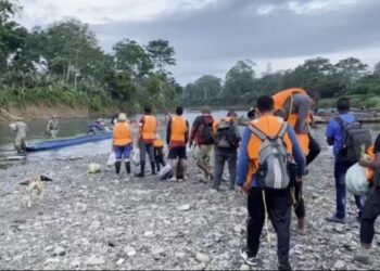 Más venezolanos cruzan el peligroso Darién para eludir visados