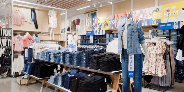 La marca de ropa estadounidense Old Navy llega a la República Dominicana