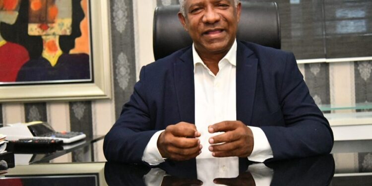 Editores dominicanos valoran estudiantes tendrán libros de textos actualizados