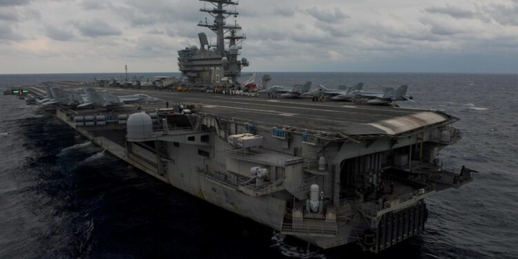 Un portaaviones de EEUU se adentra el mar de China Meridional en pleno aumento de la tensión