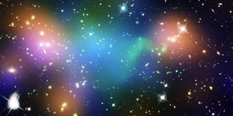 Y si la materia oscura tiene forma de fotón oscuro masivo