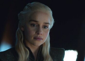 Emilia Clarke sufrió dos aneurismas mientras rodaba Juego de Tronos