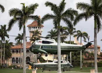 El FBI registra la mansión de Donald Trump de Mar-a-Lago