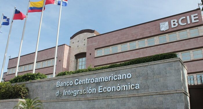 BCIE financia US$200.0 millones a RD por precios de combustibles