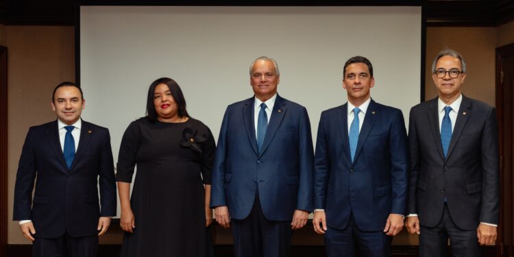 Popular maneja cartera de leasing superior a los RD$ 8 mil millones