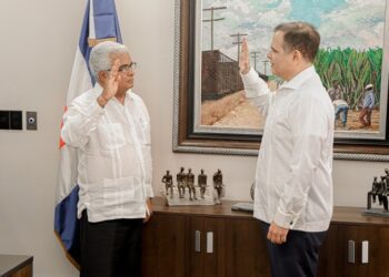 Juramentan a Burgos Gómez como director de Bienes Nacionales y CEA