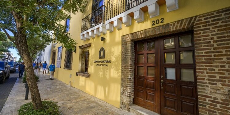 “Libros que suenan”, coloquio sobre literatura y música en el Centro Cultural Banreservas