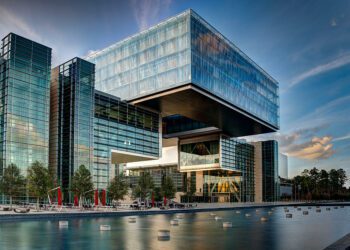 Secretario general de la ONUreclama más impuestos para las petroleras