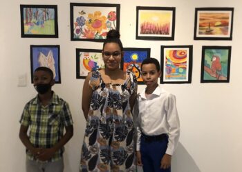 Niños dominicanos ganan Concurso Internacional de Artes Plásticas en Francia