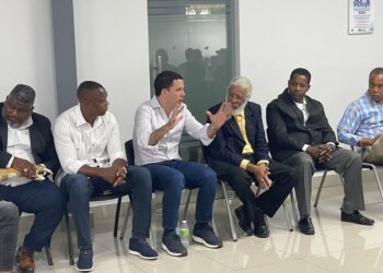 Fenatrano y Fenatrapego visitan al nuevo director del Intrant, Hugo Beras