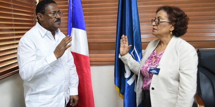 Esta es la nueva directora Hospital Francisco Moscoso Puello