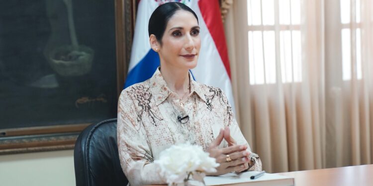 Destacan acciones de la primera dama durante dos años de Gobierno