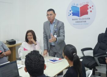 Radio Televisión Educativa dará oportunidades a estudiantes de radio y televisión.