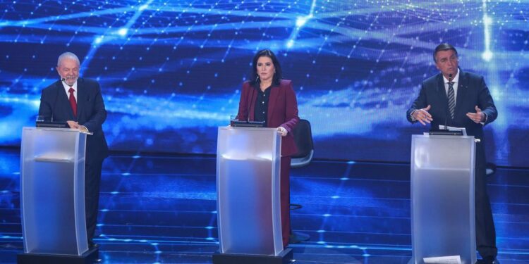 Primer debate de Lula y Bolsonaro lleva a los puños a dos de sus aliados