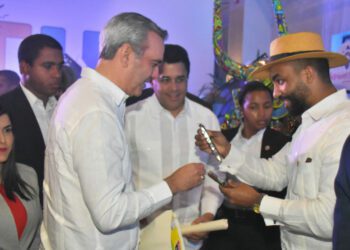 Gobierno lanza primera plataforma de promoción y apoyo al turismo local