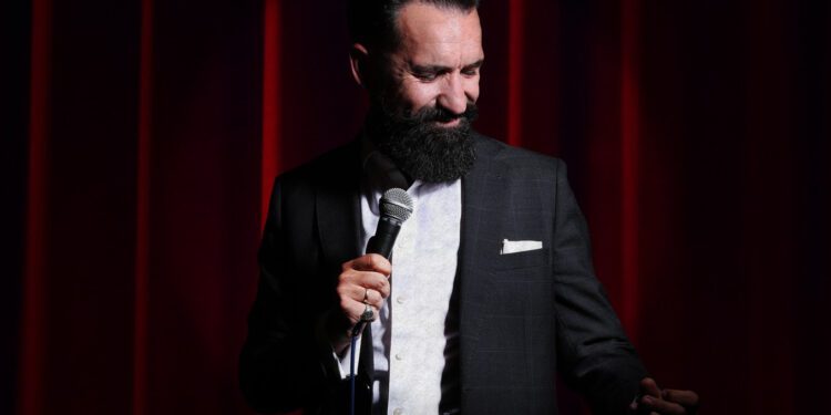 Llega el Comediante Miguel Lago desde El Hormiguero en España para Escenario 360