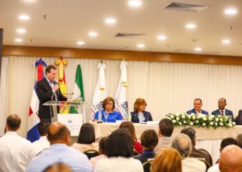 MICM presenta proyectos destinados a mujeres empresarias de la frontera