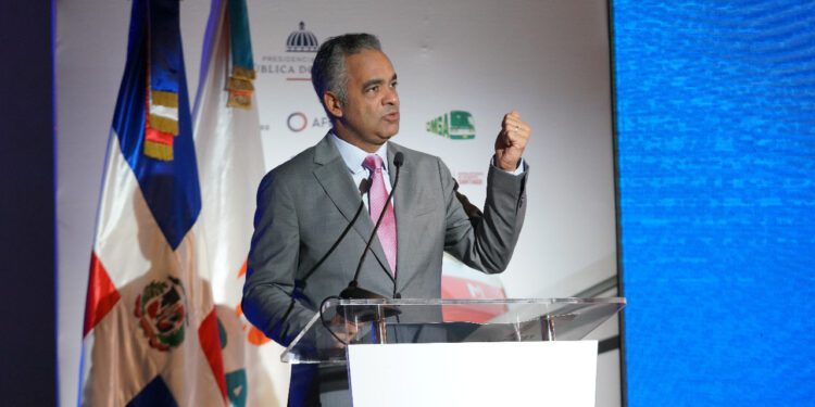 Gobierno ha intervenido 1,194 viviendas de las afectadas por Fiona en Hato Mayor