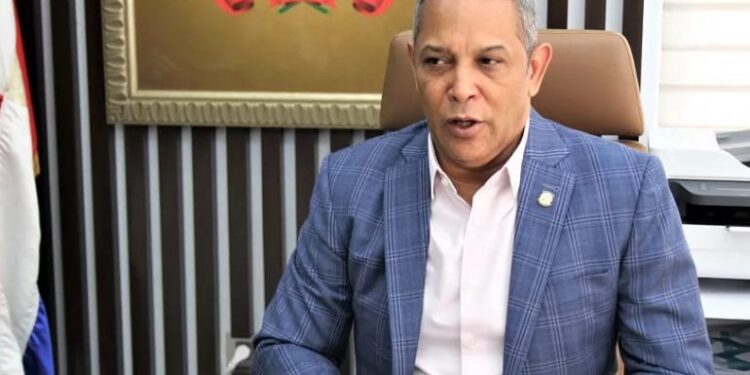 Senador provincia Duarte insta se investigue muerte de niño ahogado en estancia infantil