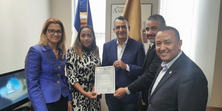 Presidente de la JCE anuncia fecha para inicio campaña internacional