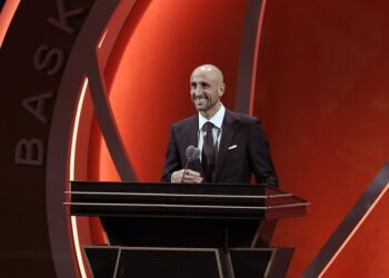 Manu Ginóbili entra en el Salón de la Fama del Baloncesto