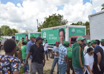 Fuerza del Pueblo desarrolla operativo de asistencia a afectados de huracán Fiona