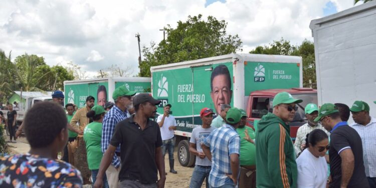 Fuerza del Pueblo desarrolla operativo de asistencia a afectados de huracán Fiona