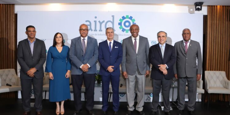 AIRD destaca los aportes e innovaciones de la minera FALCONDO