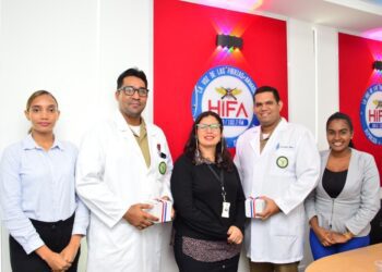 Médicos militares explican causas del estrés y la ansiedad